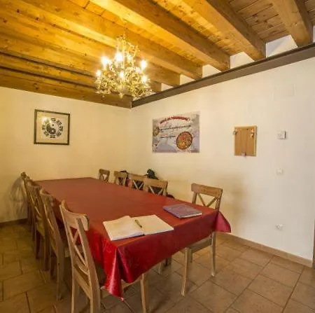 Santa Brigida - Real 19 Ostello *